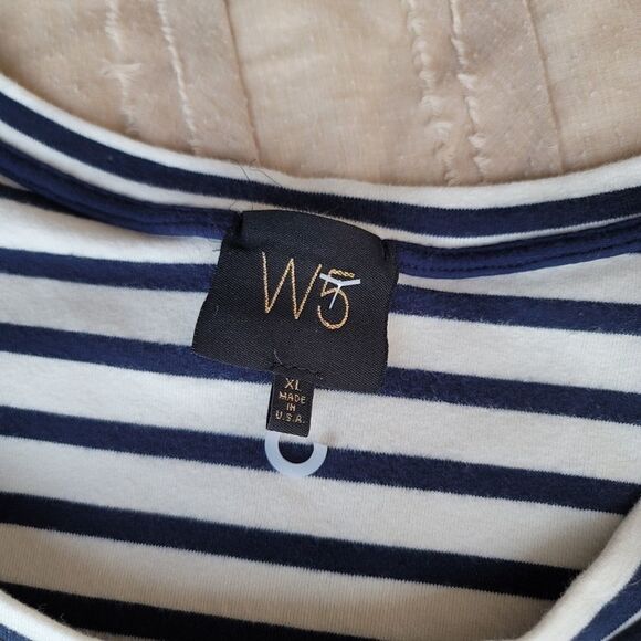 W5 Striped Ruffle Sleeve Top - Picture 2 of 6